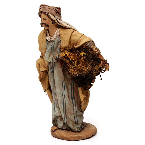 Nativity Scene figurine Man with herbs and straw, Angela Tripi 13 cm 3