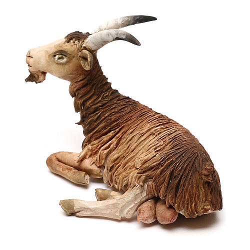 Cabra deitada em terracota artesanal para Presépio Angela Tripi com figuras de altura média 13 cm 3