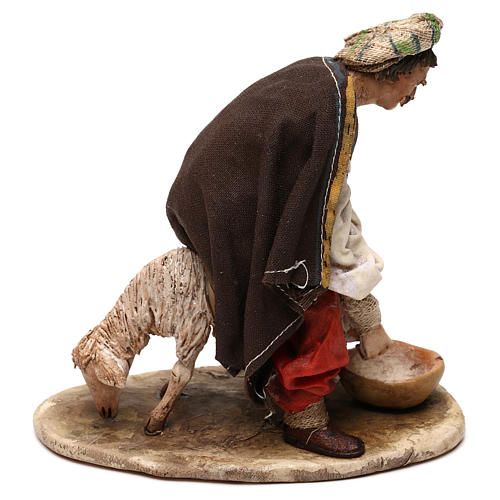 Hirte beim Schaf-Melken 13cm Angela Tripi 2
