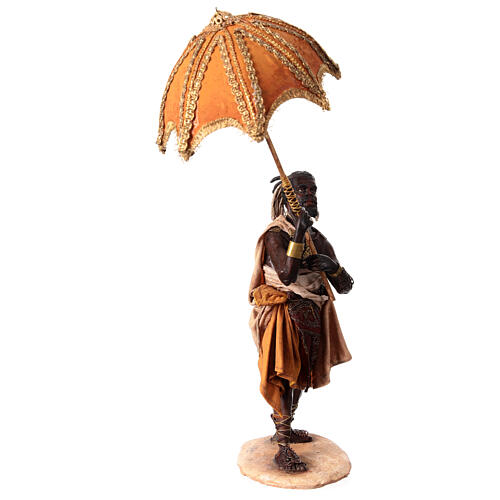 Servant with umbrella for 18 cm Nativity scene, Angela Tripi 5