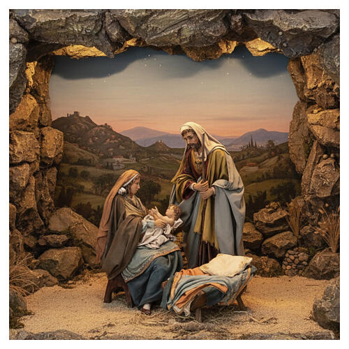 Nativité Angela Tripi : Marie qui serre l'Enfant dans ses bras 30 cm 2