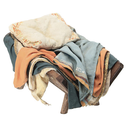 Nativité Angela Tripi : Marie qui serre l'Enfant dans ses bras 30 cm 15