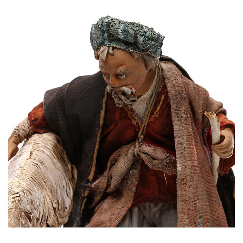 Kniender Hirte mit Schaf 13cm Krippe Angela Tripi 2