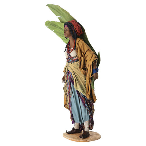 Mujer con hojas de plátano 30 cm belén Tripi 3