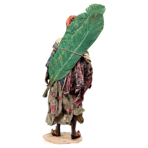 Femme avec feuilles de bananier crèche Tripi 30 cm 9