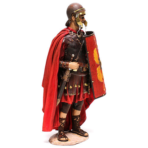 Soldado romano de pé para presépio Angela Tripi com figuras de 30 cm de altura média 5
