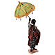 Diener mit Regenschirm 18cm Krippe Angela Tripi s3
