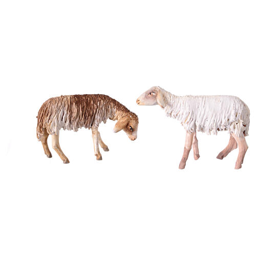 Pastor com ovelhas para presépio Angela Tripi com figuras de 13 cm de altura média 6