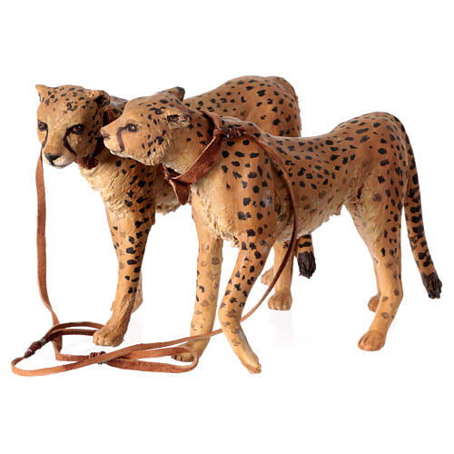 Diener mit Geparden, für 30 cm Krippe von Angela Tripi, Terrakotta 5