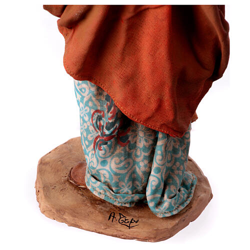 Ciemnoskóra z dzieckiem na plecach, szopka 30 cm, Angela Tripi 9