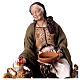 Sitzende Frau mit Hühnern, für 30 cm Krippe von Angela Tripi, Terrakotta s2