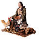 Sitzende Frau mit Hühnern, für 30 cm Krippe von Angela Tripi, Terrakotta s3