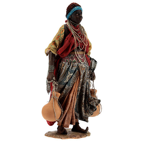 Moor shepherdess with jar for Angela Tripi's Nativity Scene with 30 cm characters 5