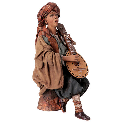 Músico com bandolim Presépio Angela Tripi com figuras de altura média 18 cm 4