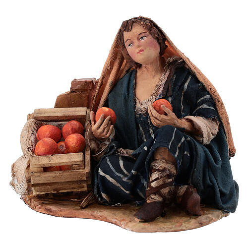 Woman against wall, 13 cm A Tripi Nativity Scene 1