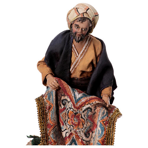 Rug merchant figurine for 18 cm nativity Angela Tripi terracotta 2