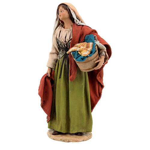 Woman with wash bucket and clothes, 18 cm nativity Angela Tripi in terracotta 3
