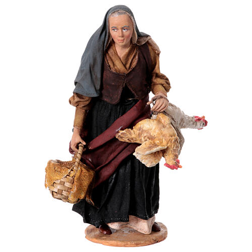 Vieille femme avec poules crèche 18 cm Angela Tripi 1