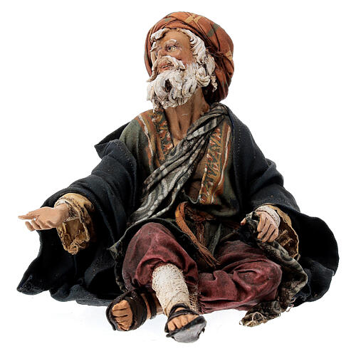 Beggar sitting outstretched arm in terracotta for 18 cm Angela Tripi nativity scene  1