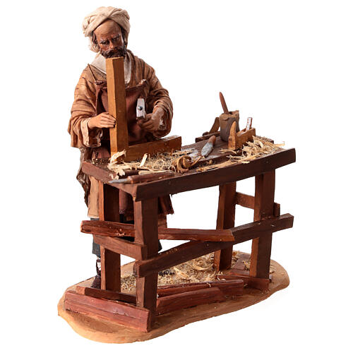 Joiner with bench and tools for Tripi's Nativity Scene with 18 cm terracotta characters 5