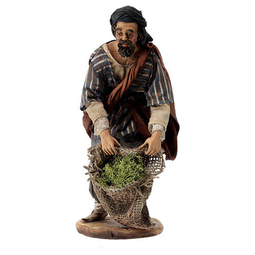 Pasterz karmiący kozy, do szopki 18 cm, Angela Tripi, terakota 7