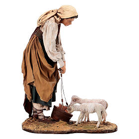 Sheperdess with lambs for terracotta Angela Tripi's Nativity Scene of 30 cm