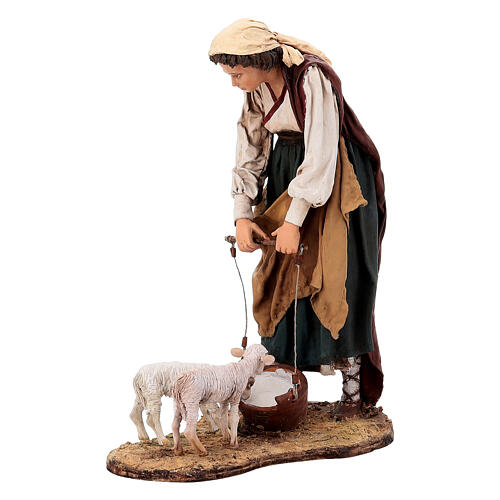 Sheperdess with lambs for terracotta Angela Tripi's Nativity Scene of 30 cm 5