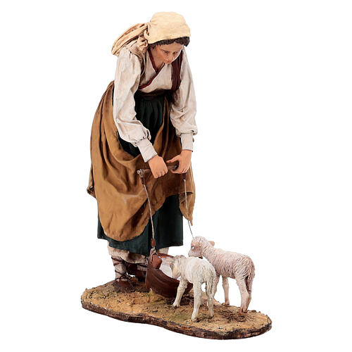 Shepherdess with little lambs 30 cm Angela Tripi terracotta 3
