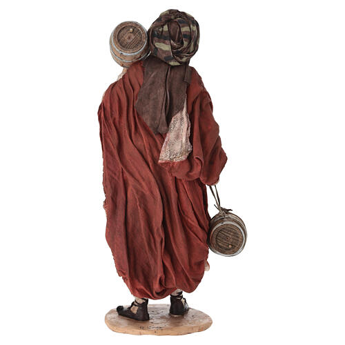 Man carrying barrels for terracotta Angela Tripi's Nativity Scene of 30 cm 6
