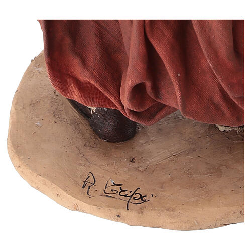 Man with barrels in his hand 30 cm terracotta Angela Tripi 7