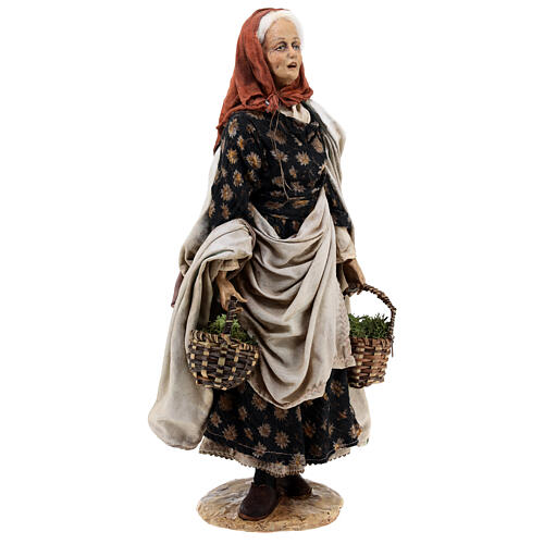 Elderly woman with baskets 30 cm Angela Tripi terracotta 6