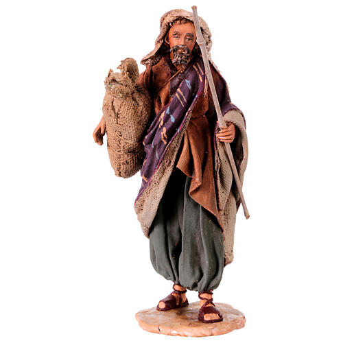 Bauer mit Stock und Erntesack – Terrakottafigur für eine 13 cm Figuren-Serie von Angela Tripi 1