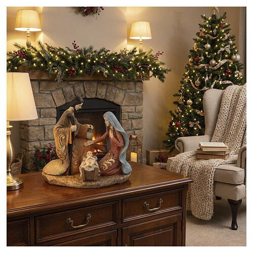 Wood-effect resin Nativity sculptural group, 25 cm 2