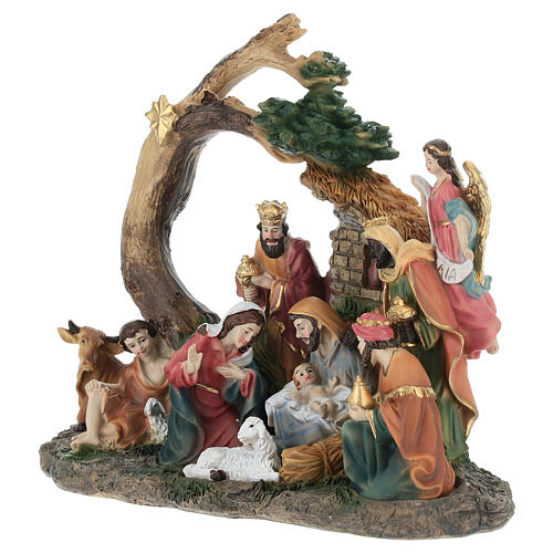 Complete Nativity Scene with tree and hut, 8x4x8 in 2