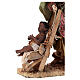 Mujer morena con bebé en carrito 30 cm Angela Tripi s7