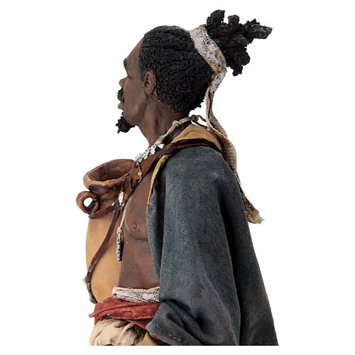 Moor man with amphora for 30 cm Nativity Scene by Angela Tripi 7