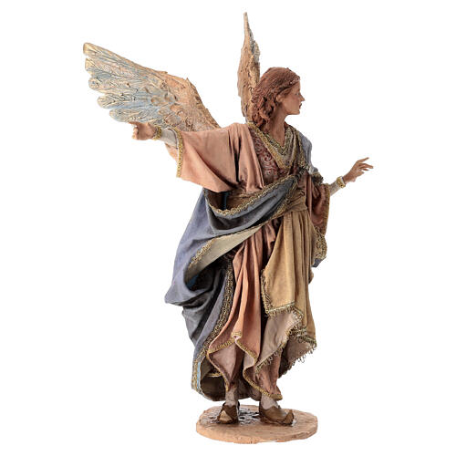 Ange pour crèche Angela Tripi 30 cm annonçant la bonne nouvelle 4