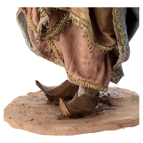 Ange pour crèche Angela Tripi 30 cm annonçant la bonne nouvelle 9