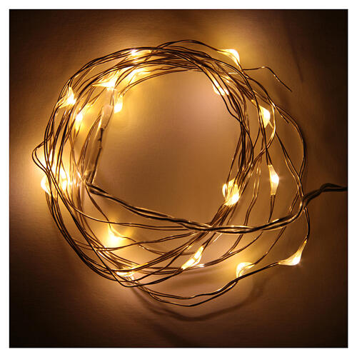 Luces de Navidad 20 LED tipo gota color blanco cálido con baterías y cable a vista 1
