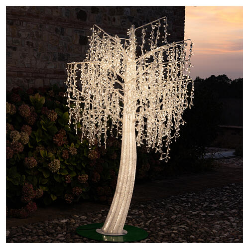Lumineo éclairage extérieur LED forme sapin de Noël Lumineo 300cm haut  blanc chaud