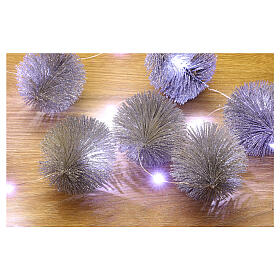 Guirlande lumineuse sphères 20 nano-LEDs blanc froid et aguilles argent pailletées