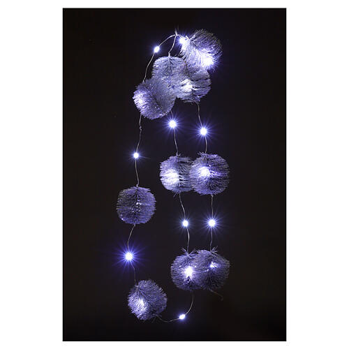 Guirlande lumineuse sphères 20 nano-LEDs blanc froid et aguilles argent pailletées 3