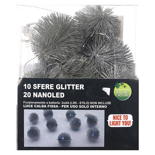 Guirlande lumineuse sphères 20 nano-LEDs blanc froid et aguilles argent pailletées 8