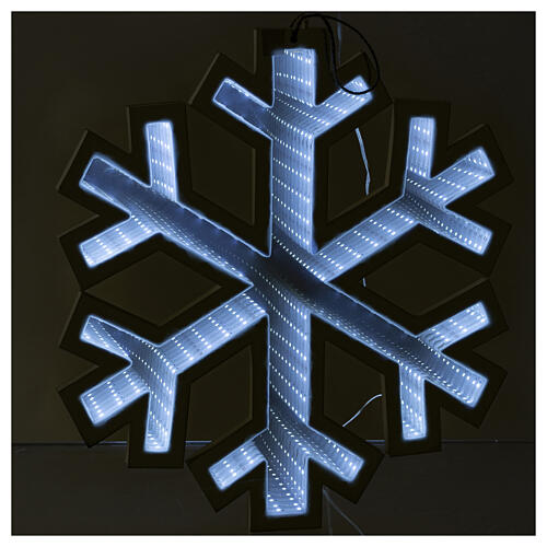 Snowflake Infinity Light, diameter of 16 in, 195 LEDs 3