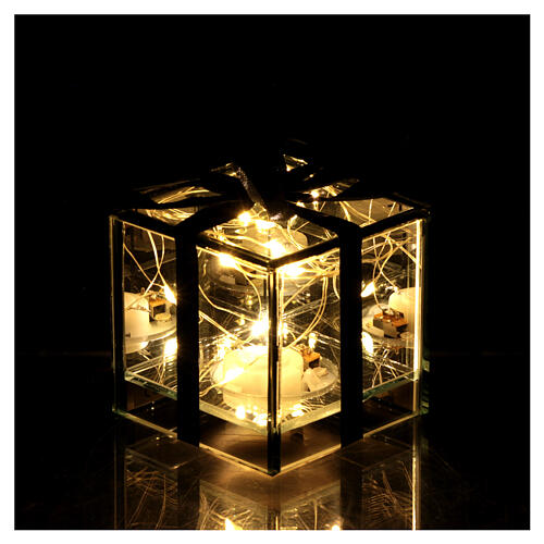 Christmas gift illuminated by 8 cold white LEDs, smoked black glass, 3x3x3 in, indoor 3