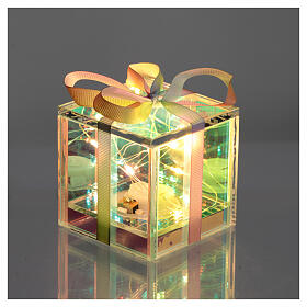Paquet cadeau lumineux Noël verre opalescent 6 LEDs Crystal design 7x7x7 cm pour intérieur