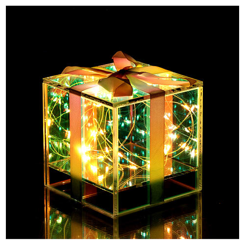 Christmas gift Crystal design, 20 battery-run LEDs, opalescent glass, indoor, 5x5x5 in, indoor 3
