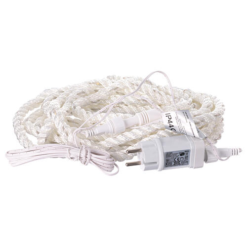 White nylon rope illuminated by 60 warm white LEDs, timer and light sets, 16 ft 7