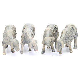 4 Grazing Sheep in resin for a 25cm crib