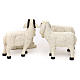 Trois moutons avec bélier résine colorée pour crèche de 35-40 cm s6